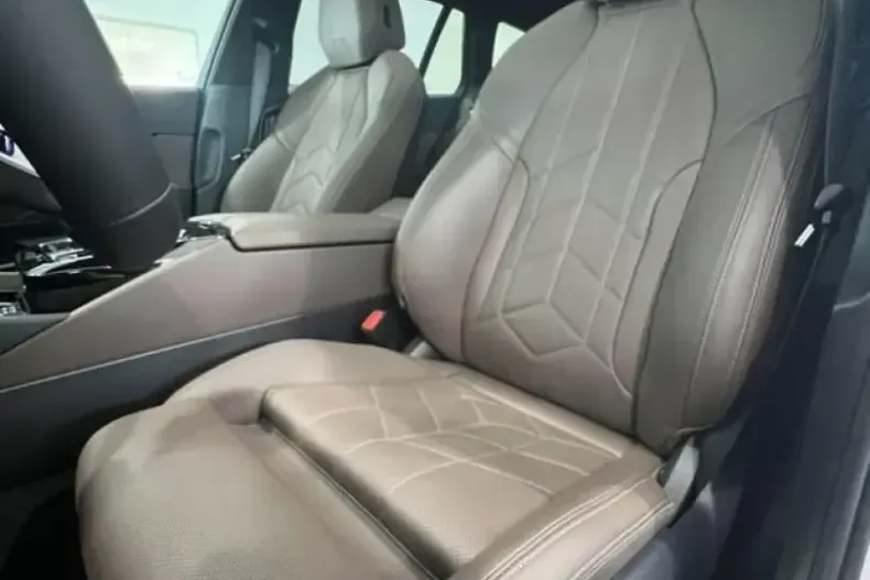 BMW 520d (Seria 5) din 2024 cu 32.700 km - oferta BMW203081 - foto 9