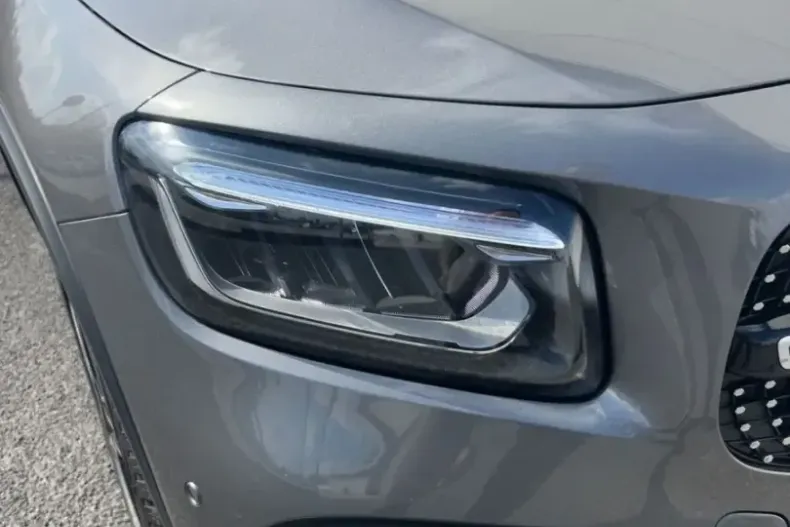 Mercedes-Benz GLB 200 (Clasa GLB) din 2024 cu 30.000 km - oferta MER203082 - foto 9