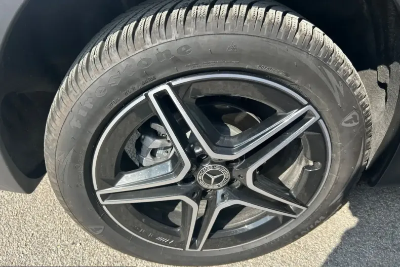 Mercedes-Benz GLB 200 (Clasa GLB) din 2024 cu 30.000 km - oferta MER203082 - foto 10