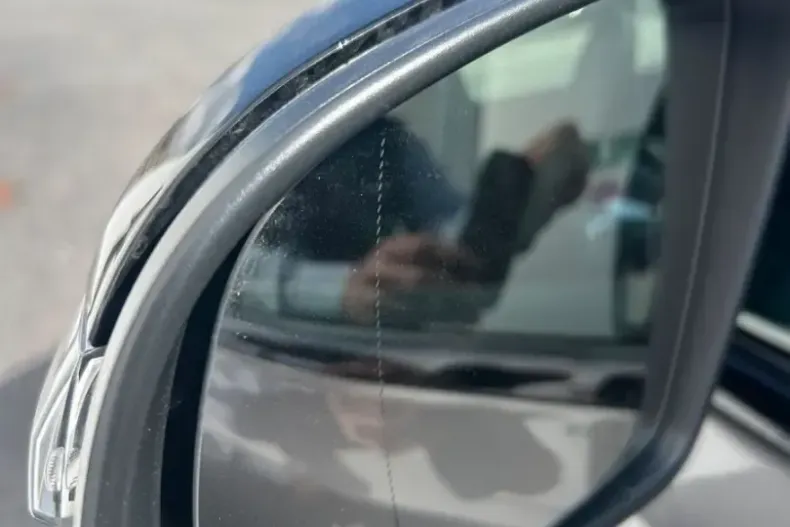 Mercedes-Benz GLB 200 (Clasa GLB) din 2024 cu 30.000 km - oferta MER203082 - foto 13