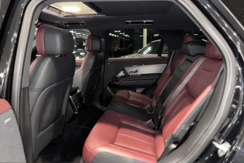 Land Rover Range Rover Sport din 2023 cu 59.568 km - oferta LAN203087 - foto 9