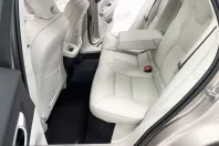 Volvo XC60 din 2023 cu 49.600 km - oferta VOL203088 - foto 11