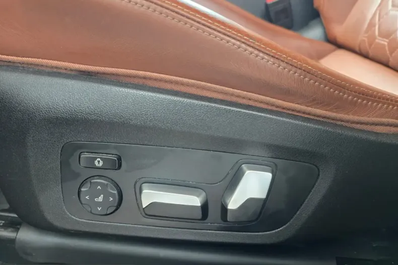 BMW X4 M (Seria X) din 2022 cu 85.800 km - oferta BMW203093 - foto 25