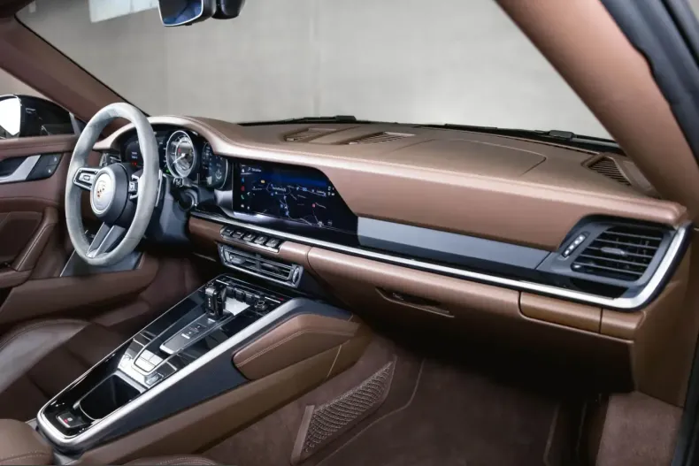 Porsche 992 din 2024 cu 19.100 km - oferta POR203095 - foto 21