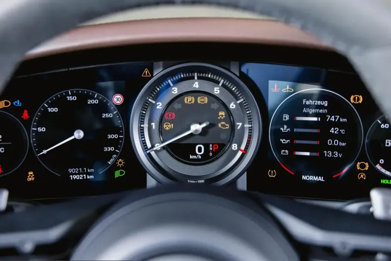 Porsche 992 din 2024 cu 19.100 km - oferta POR203095 - foto 28