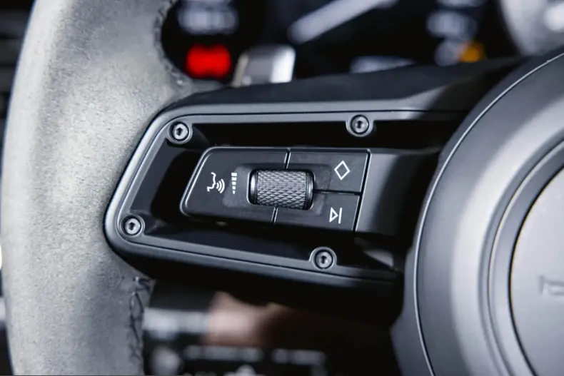 Porsche 992 din 2024 cu 19.100 km - oferta POR203095 - foto 30