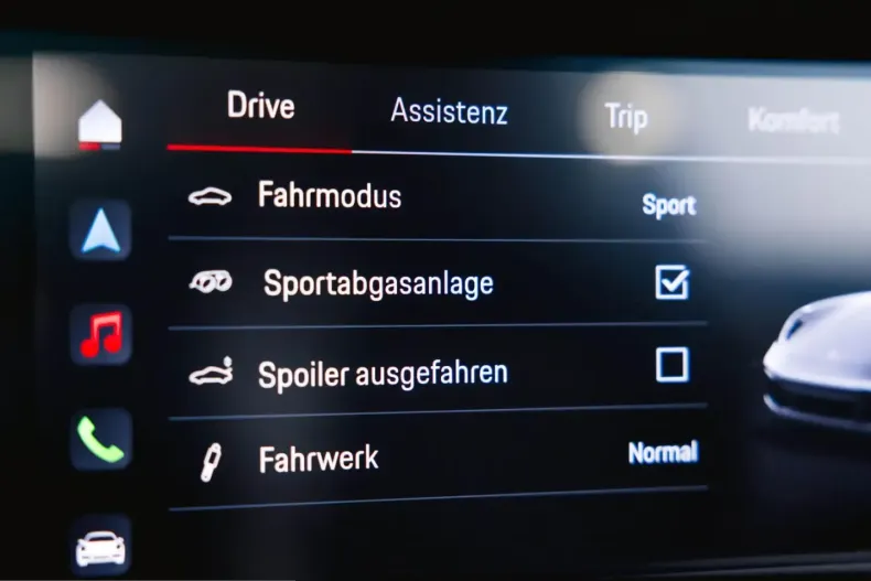 Porsche 992 din 2024 cu 19.100 km - oferta POR203095 - foto 36