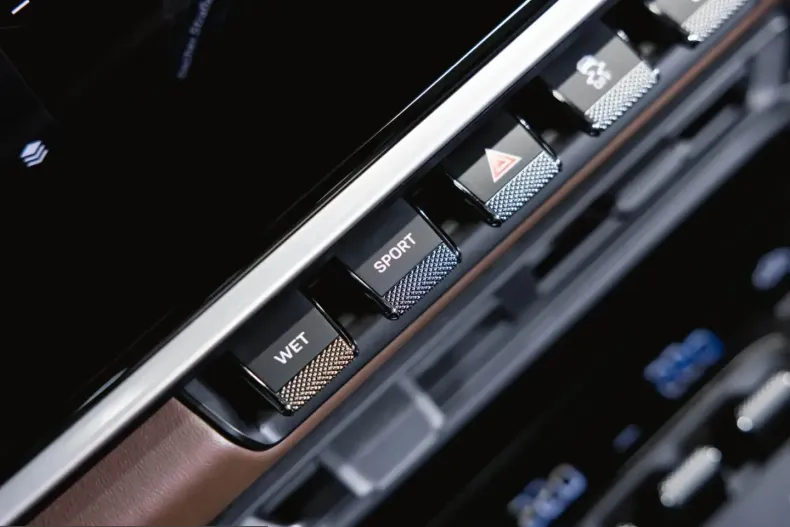 Porsche 992 din 2024 cu 19.100 km - oferta POR203095 - foto 37