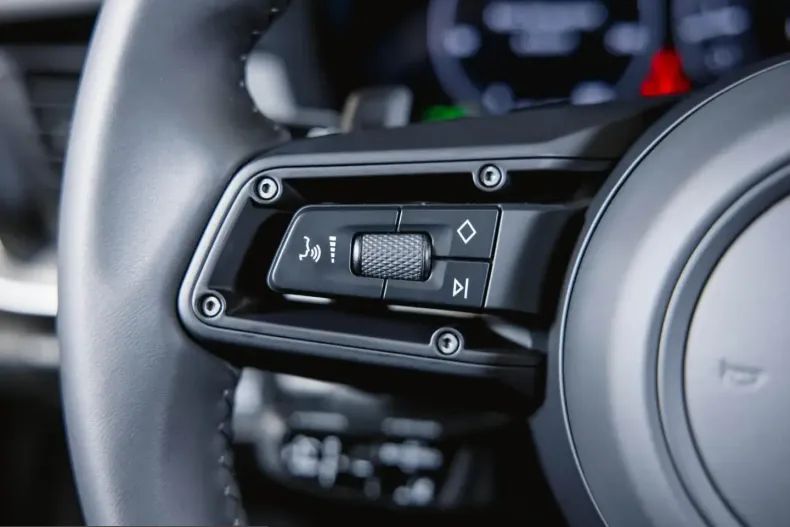 Porsche 992 din 2025 cu 17.300 km - oferta POR203096 - foto 30