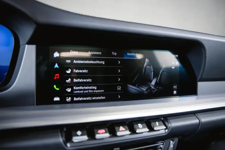 Porsche 992 din 2025 cu 17.300 km - oferta POR203096 - foto 36