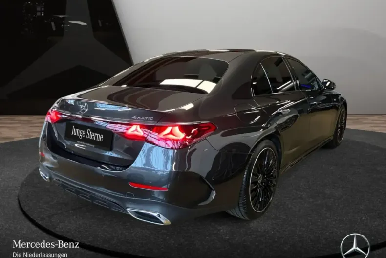 Mercedes-Benz E 400 (Clasa E) din 2025 cu 14.784 km - oferta MER203101 - foto 5