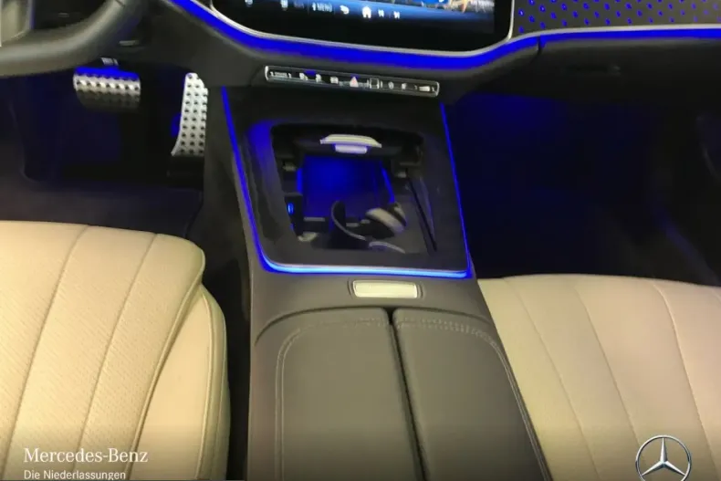 Mercedes-Benz E 400 (Clasa E) din 2025 cu 14.784 km - oferta MER203101 - foto 12