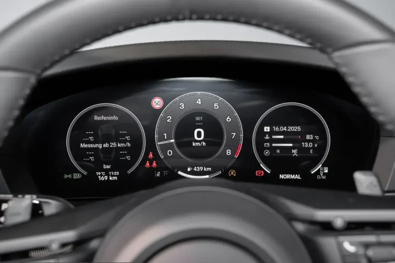 Porsche 992 din 2025 cu 7.911 km - oferta POR203103 - foto 24