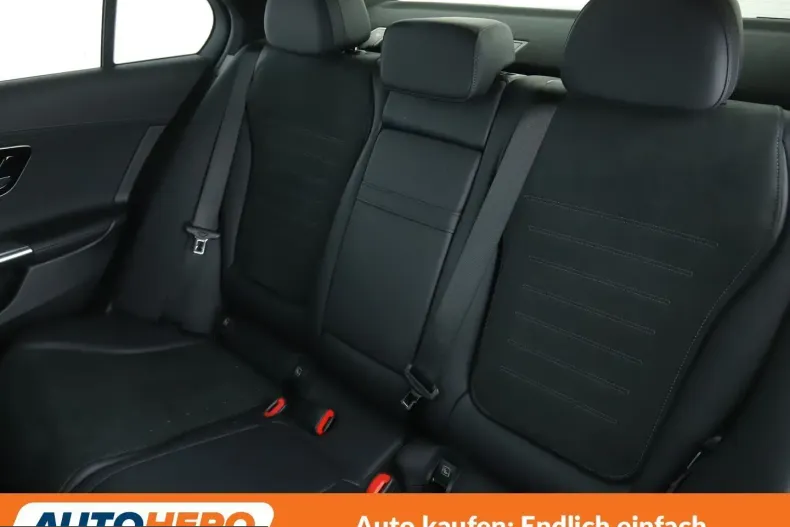 Mercedes-Benz C 200 (Clasa C) din 2022 cu 53.086 km - oferta MER203105 - foto 12