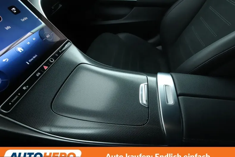 Mercedes-Benz C 200 (Clasa C) din 2022 cu 53.086 km - oferta MER203105 - foto 20