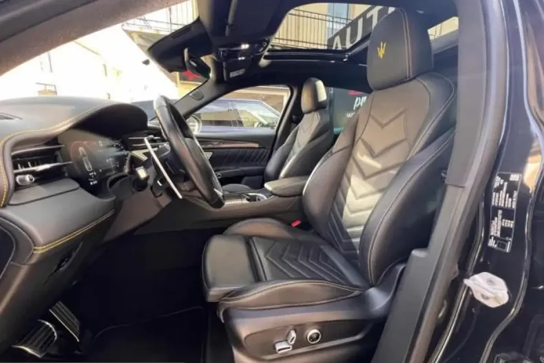 Maserati Grecale din 2023 cu 65.000 km - oferta MAS203106 - foto 8