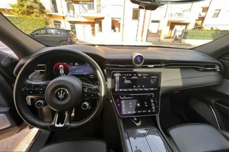 Maserati Grecale din 2023 cu 65.000 km - oferta MAS203106 - foto 10