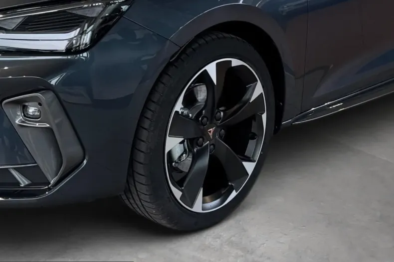 Cupra Leon din 2025 cu 2.500 km - oferta CUP203109 - foto 8