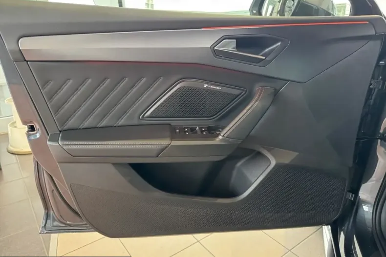 Cupra Leon din 2025 cu 2.500 km - oferta CUP203109 - foto 11