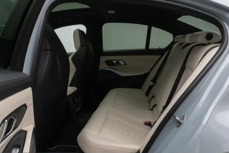 BMW M3 (Seria 3) din 2022 cu 37.725 km - oferta BMW203112 - foto 24