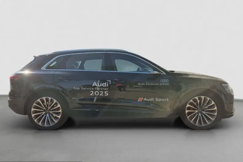 Audi Q8 e-tron din 2023 cu 32.500 km - oferta AUD203116 - foto 6