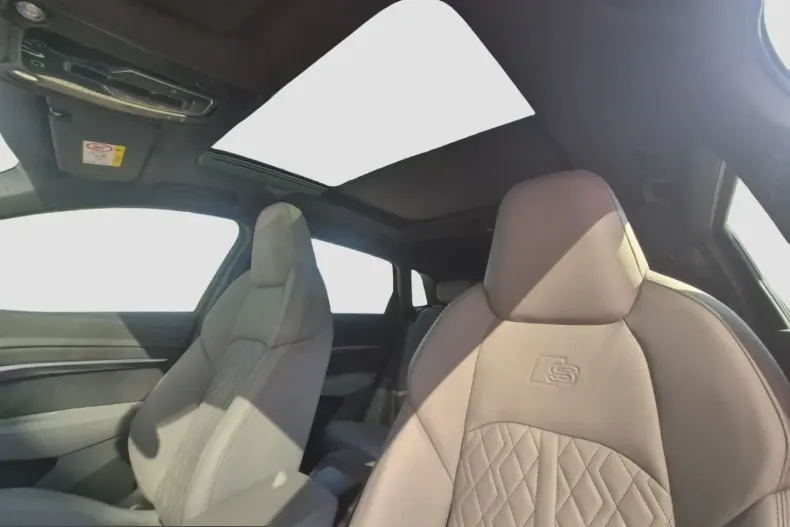 Audi Q8 e-tron din 2023 cu 32.500 km - oferta AUD203116 - foto 18