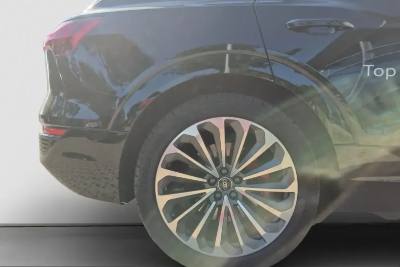 Audi Q8 e-tron din 2023 cu 32.500 km - oferta AUD203116 - foto 21