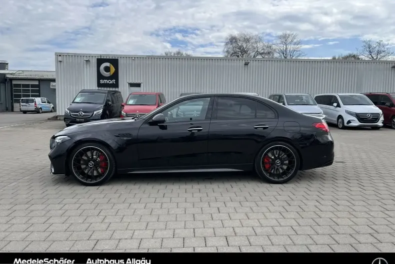 Mercedes-Benz C 63 AMG (Clasa C) din 2024 cu 40.393 km - oferta MER203120 - foto 3