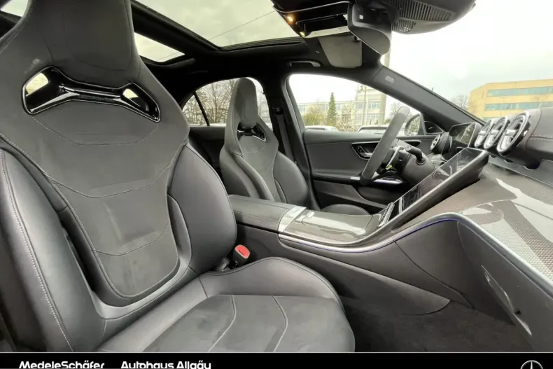 Mercedes-Benz C 63 AMG (Clasa C) din 2024 cu 40.393 km - oferta MER203120 - foto 16