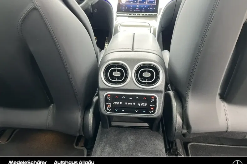 Mercedes-Benz C 63 AMG (Clasa C) din 2024 cu 40.393 km - oferta MER203120 - foto 18