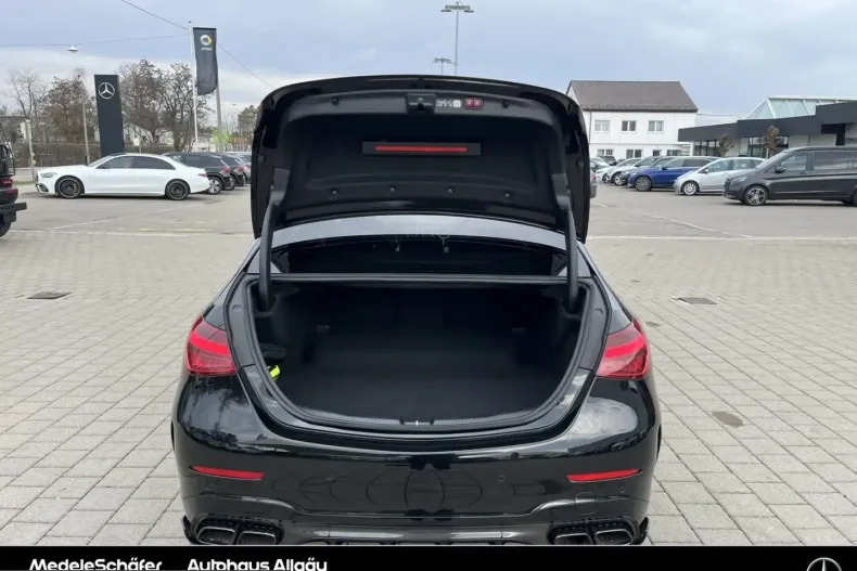 Mercedes-Benz C 63 AMG (Clasa C) din 2024 cu 40.393 km - oferta MER203120 - foto 20