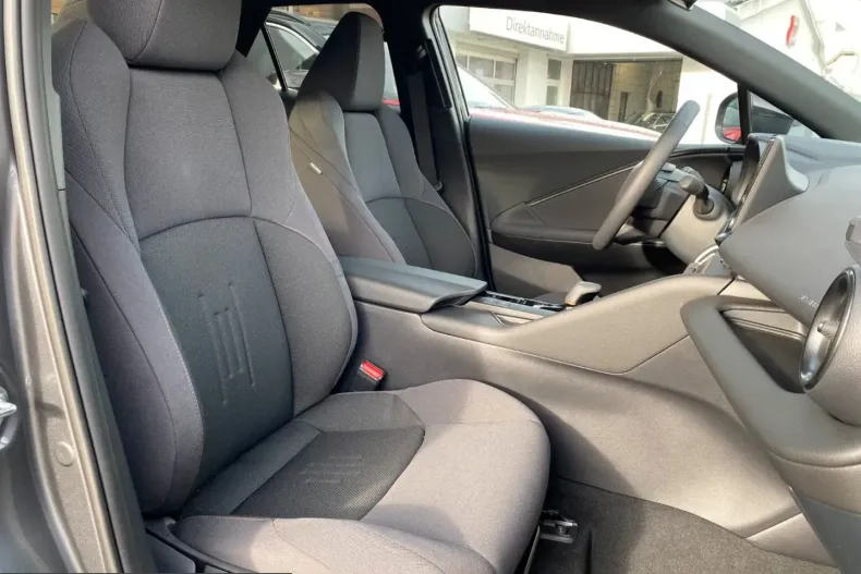 Toyota C-HR din 2024 cu 7.000 km - oferta TOY203122 - foto 9