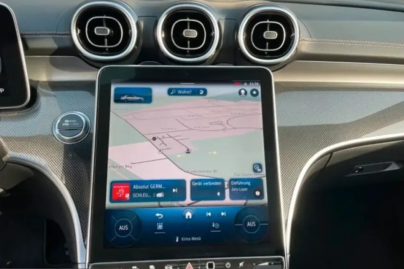 Mercedes-Benz C 300 (Clasa C) din 2023 cu 42.800 km - oferta MER203124 - foto 10