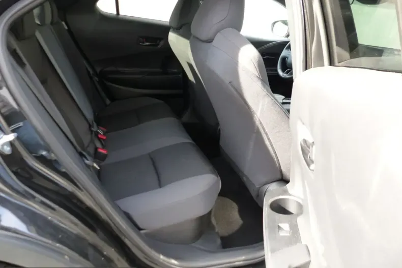 Toyota C-HR din 2024 cu 10.240 km - oferta TOY203125 - foto 7