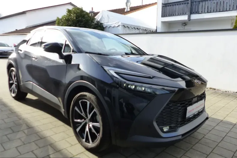 Toyota C-HR din 2024 cu 10.240 km - oferta TOY203125 - foto 20