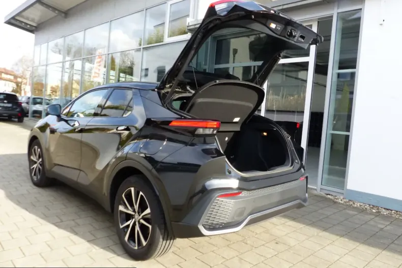 Toyota C-HR din 2024 cu 10.240 km - oferta TOY203125 - foto 21