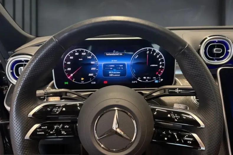 Mercedes-Benz C 400 (Clasa C) din 2024 cu 28.993 km - oferta MER203129 - foto 6