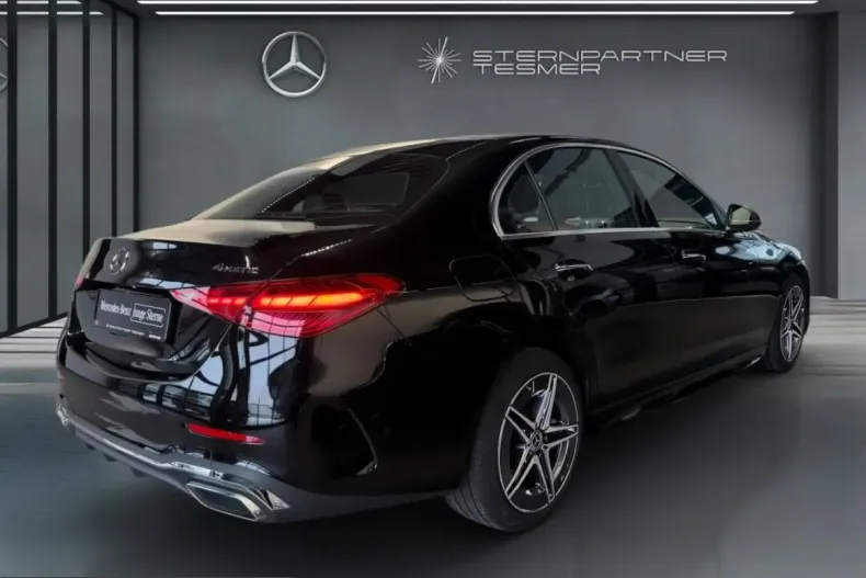 Mercedes-Benz C 400 (Clasa C) din 2024 cu 28.993 km - oferta MER203129 - foto 10