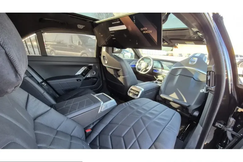 BMW 740 (Seria 7) din 2025 cu 8.407 km - oferta BMW203130 - foto 10