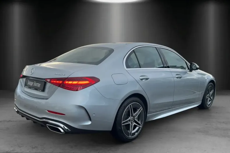 Mercedes-Benz C 300 (Clasa C) din 2023 cu 9.989 km - oferta MER203132 - foto 5