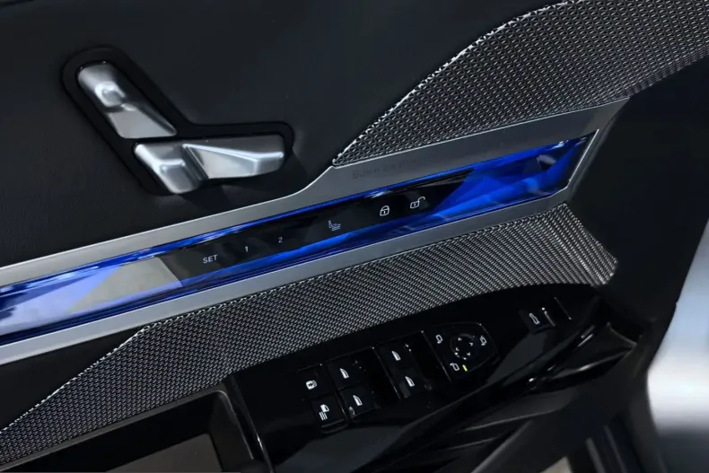 BMW i7 (Seria 7) din 2023 cu 38.517 km - oferta BMW203134 - foto 31