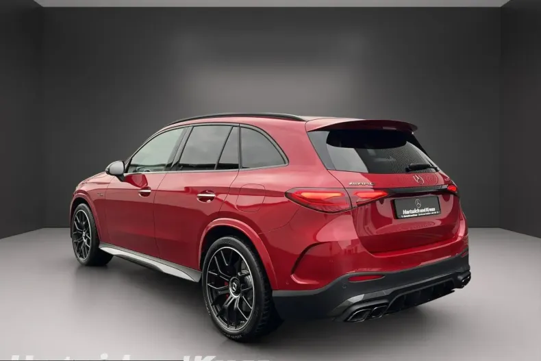 Mercedes-Benz GLC 63 AMG (Clasa GLC) din 2023 cu 14.595 km - oferta MER203136 - foto 4