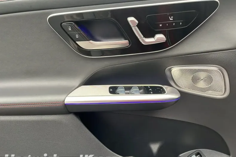 Mercedes-Benz GLC 63 AMG (Clasa GLC) din 2023 cu 14.595 km - oferta MER203136 - foto 12