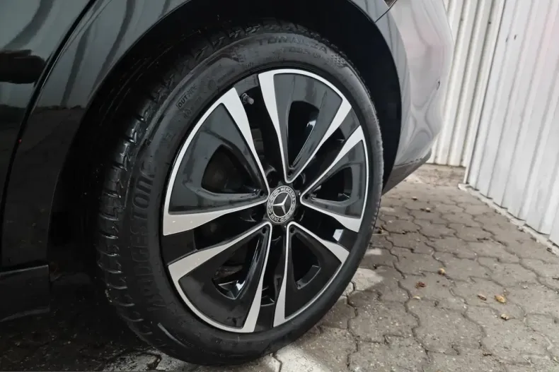 Mercedes-Benz CLA 180 (Clasa CLA) din 2024 cu 14.524 km - oferta MER203141 - foto 15