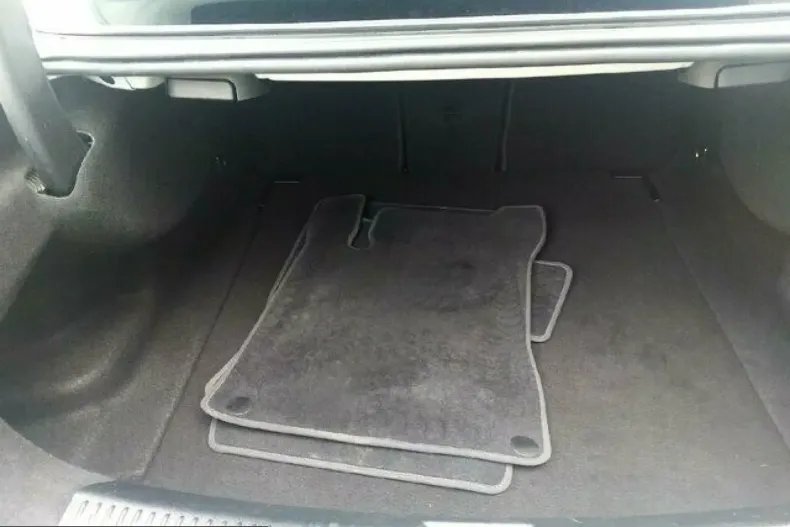 Mercedes-Benz CLA 180 (Clasa CLA) din 2023 cu 39.900 km - oferta MER203144 - foto 11