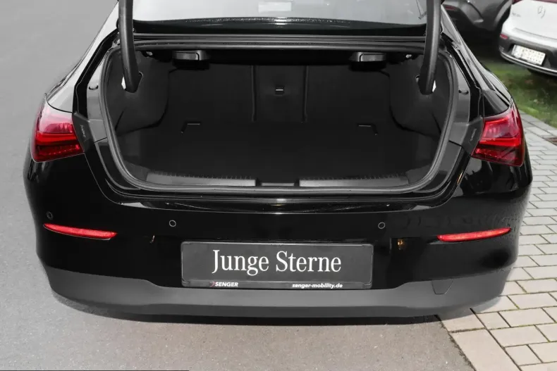 Mercedes-Benz CLA 180 (Clasa CLA) din 2024 cu 29.748 km - oferta MER203145 - foto 10