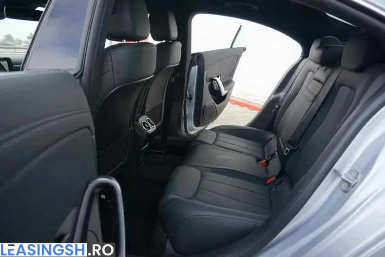 Mercedes-Benz CLA 180 (Clasa CLA) din 2024 cu 44.300 km - oferta MER203146 - foto 33