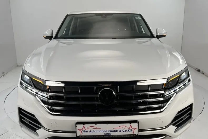 Volkswagen Touareg din 2023 cu 103.788 km - oferta VOL203155 - foto 1