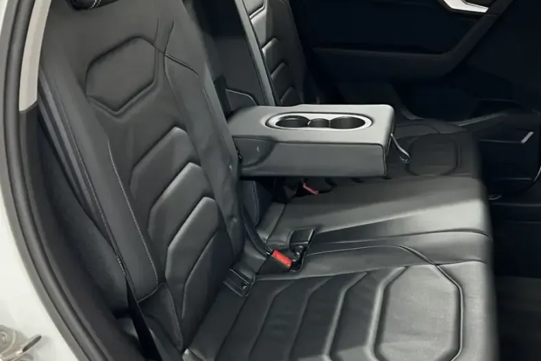 Volkswagen Touareg din 2023 cu 103.788 km - oferta VOL203155 - foto 18