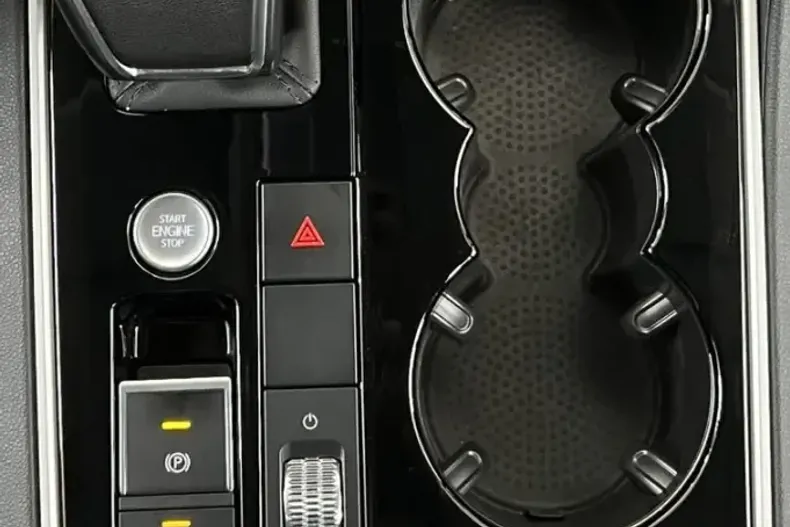 Volkswagen Touareg din 2023 cu 103.788 km - oferta VOL203155 - foto 30